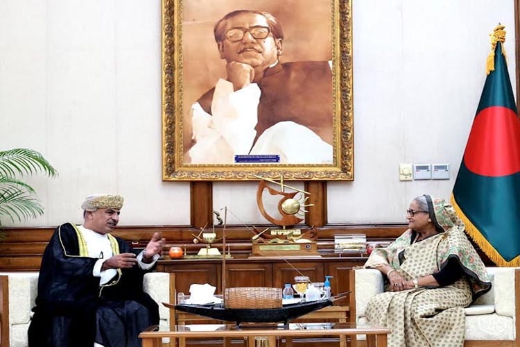 ওমানে বাংলাদেশি শ্রমিকরা উভয় দেশের অর্থনীতিতে অবদান রাখছে : প্রধানমন্ত্রী