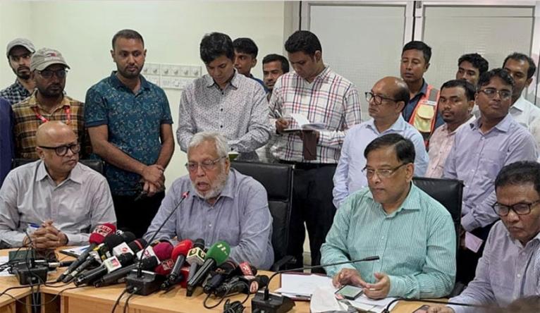 অন্তর্বর্তীকালীন সরকার পদ্মা সেতু প্রকল্পে ব্যয় সাশ্রয় করেছে ১ হাজার ৮২৫ কোটি টাকা : মুহাম্মদ ফাওজুল কবির খান