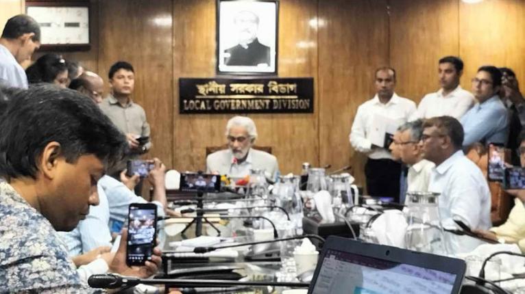 সংবিধান সংস্কার নিয়ে আলোচনা হয়েছে : উপদেষ্টা হাসান আরিফ