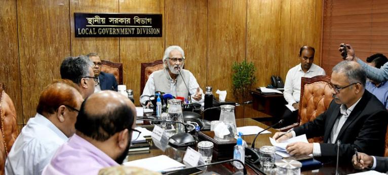 “ পনের বছরের জঞ্জাল একদিনে পরিষ্কার হবে না”-স্থানীয় সরকার উপদেষ্টা