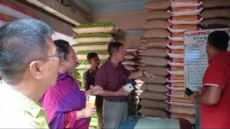 দ্রব্যমূল্যের ঊর্ধ্বগতি রোধে তৎপর খাগড়াছড়ি জেলা প্রশাসন