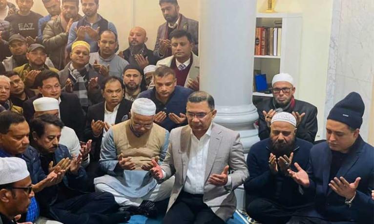 গণতন্ত্রকামী সকল শহিদের জন্য দোয়া চাইলেন তারেক রহমান