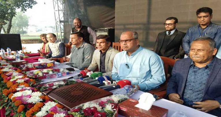 মধ্যরাতের সংবাদ সম্মেলনই বলে দেয় সরকারের অবস্থা ভয়াবহ: দুদু