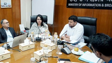 মন্ত্রণালয়ের কাজের মান-উন্নয়নে সুনির্দিষ্ট পরিকল্পনা গ্রহণের আহবান জানিয়েছেন তথ্য উপদেষ্টা