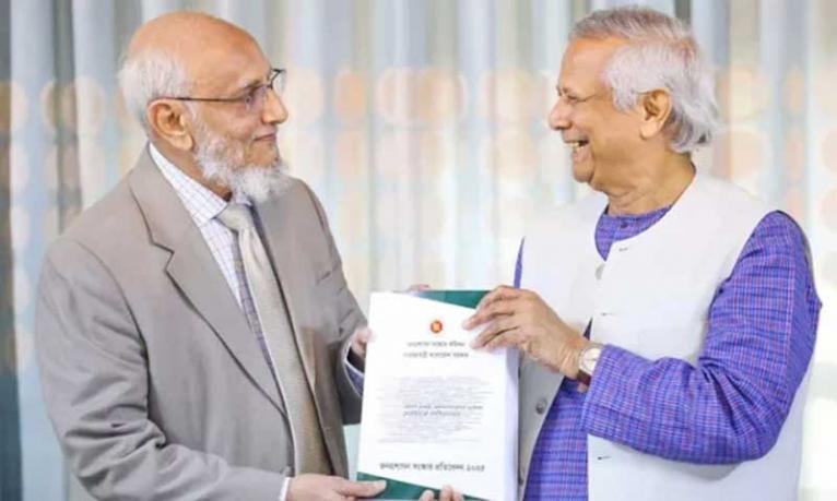 আমলাতান্ত্রিক প্রক্রিয়া সহজ ও গতিশীল করার সুপারিশ জনপ্রশাসন সংস্কার কমিশনের