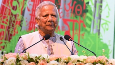 নারীদের কর্মদক্ষতাকে উৎপাদনমুখী করতে অন্তর্বর্তী সরকার নিরবচ্ছিন্নভাবে কাজ করে যাচ্ছে: প্রধান উপদেষ্টা