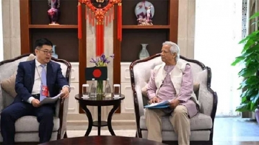 প্রধান উপদেষ্টার সঙ্গে চীনের নির্বাহী উপ-প্রধানমন্ত্রীর বৈঠক