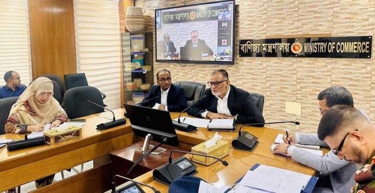 বুধবার থেকে ৬৪ জেলায় ট্রাকসেলে টিসিবি’র পণ্য বিক্রি শুরু হবে: বাণিজ্য উপদেষ্টা