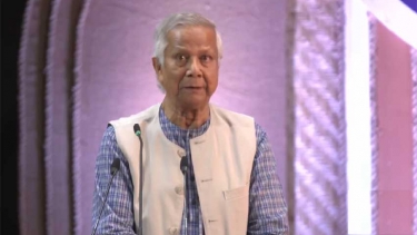 নারীদের অংশগ্রহণ ছাড়া নতুন বাংলাদেশ গড়া সম্ভব না: প্রধান উপদেষ্টা