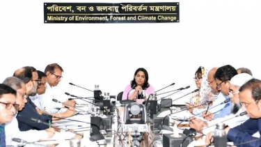 উন্মুক্ত স্থানে বর্জ্য পোড়ালে কঠোর ব্যবস্থা : পরিবেশ উপদেষ্টা