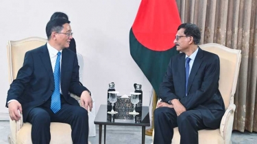 পররাষ্ট্র উপদেষ্টার সঙ্গে চীনের ইউনান প্রদেশের গভর্নরের সাক্ষাৎ