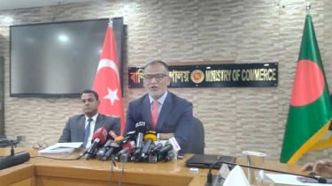 ভারতের ট্রান্সশিপমেন্ট বাতিলে কোনো সমস্যা বোধ করছি না