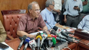 নববর্ষ সামনে রেখে নিরাপত্তা বাড়ানো হচ্ছে : স্বরাষ্ট্র উপদেষ্টা