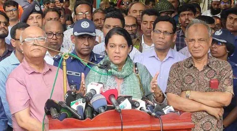 সরকার ভবদহের জলাবদ্ধতার স্থায়ী সমাধানের জন্য কাজ করছে : রিজওয়ানা হাসান