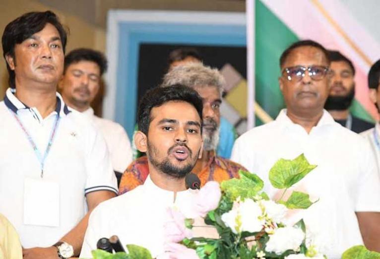 ক্রীড়াঙ্গনকে সক্রিয় করতে মন্ত্রণালয় বিভিন্ন উদ্যোগ গ্রহণ করেছে: উপদেষ্টা আসিফ মাহমুদ