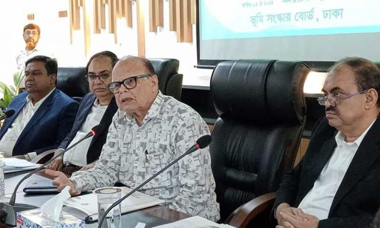 ভূমি উন্নয়ন কর দেয়া প্রত্যেকের কর্তব্য: ভূমি উপদেষ্টা