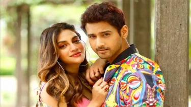 সম্পর্ক ভাঙার গুঞ্জন যশ-নুসরাতের!