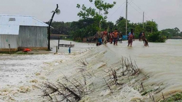 ১৬ জেলায় জলোচ্ছ্বাসের শঙ্কা, সতর্ক সংকেত