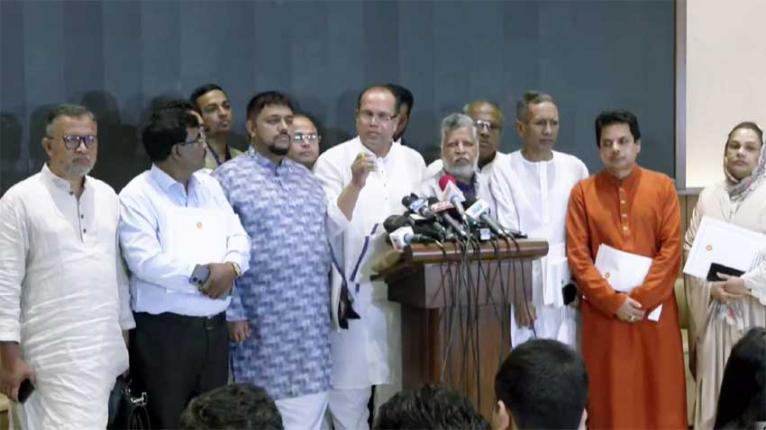 আগে জাতীয় নির্বাচনের দাবি ১২ দলীয় জোটের