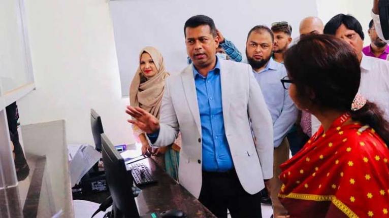 চালু হলো আগুনে পুড়ে যাওয়া নারায়ণগঞ্জ আঞ্চলিক পাসপোর্ট অফিস