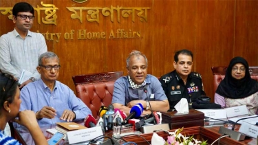 নির্ধারিত হাটের উদ্দেশে যাওয়া গাড়ি মাঝপথে থামালে ব্যবস্থা