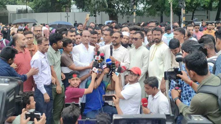 দাবি বাস্তবায়নের নতুন কেন্দ্র হবে কাকরাইল মোড় : রইছ উদ্দিন