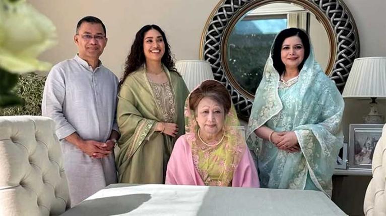 ৫ মে দেশে ফিরছেন খালেদা জিয়া, সঙ্গে থাকবেন দুই পুত্রবধূ