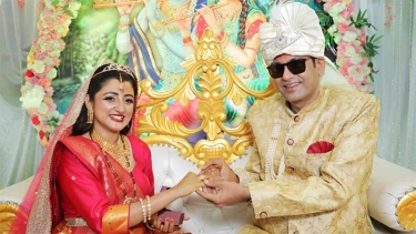 ‘গুজবে কান দেবেন না, এটাই আমার প্রথম বিয়ে’