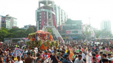 না.গঞ্জে উৎসবমুখর ও নিশ্ছিদ্র নিরাপত্তায় পালিত হলো ঐতিহ্যবাহী রথযাত্রা