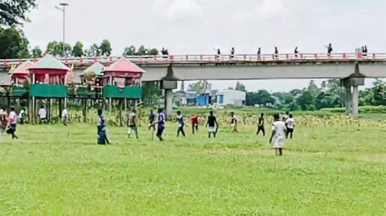 নরসিংদীতে দুই গ্রামবাসীর সংঘর্ষে আহত ১০
