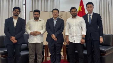 বাংলাদেশ একটি গুরুত্বপূর্ণ সন্ধিক্ষণে অবস্থান করছে : নাহিদ ইসলাম