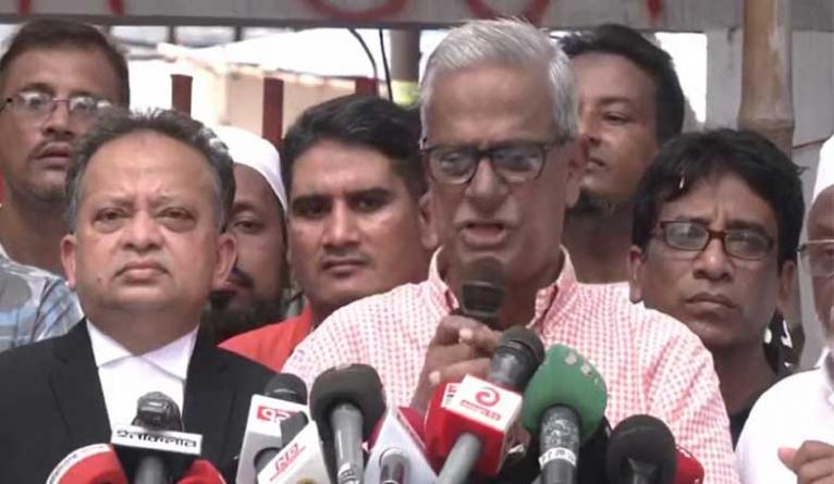 নির্বাচনের আগেই ৩০০ সিটে জেতার দাবি কীসের ইঙ্গিত, প্রশ্ন ফারুকের