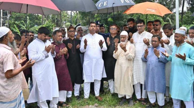 নারায়ণগঞ্জে ‘জুলাই শহীদ স্মৃতিস্তম্ভ’ নির্মাণ কাজের উদ্বোধন