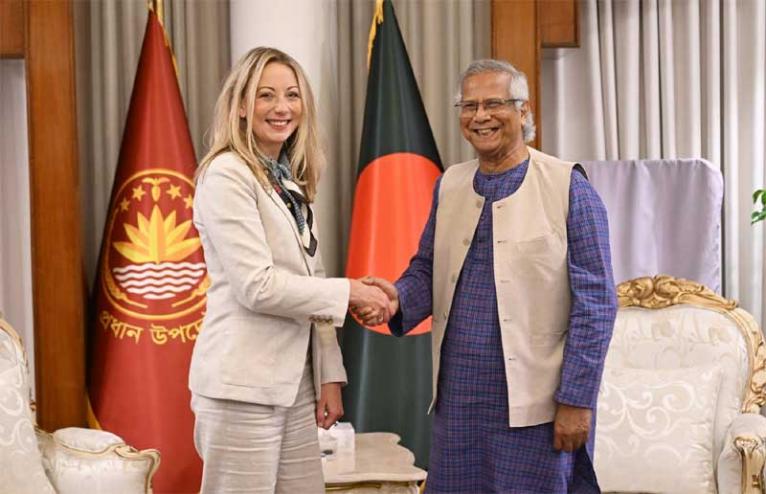 বাংলাদেশে স্টারলিংক চালু, কার্যকর সহায়তা পাওয়ায় প্রশংসা করলেন স্পেসএক্সের ভাইস প্রেসিডেন্ট