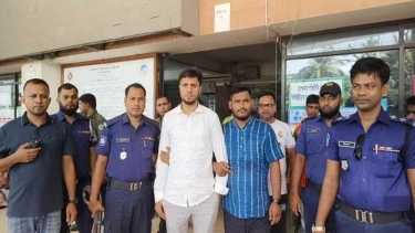 ভারতে পালানোর সময় ছাত্রলীগ নেতা সামাদ বেনাপোলে গ্রেপ্তার