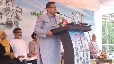 শহীদ পরিবারের পাশে বিএনপি আছে, থাকবে : মোর্শেদ হাসান খান