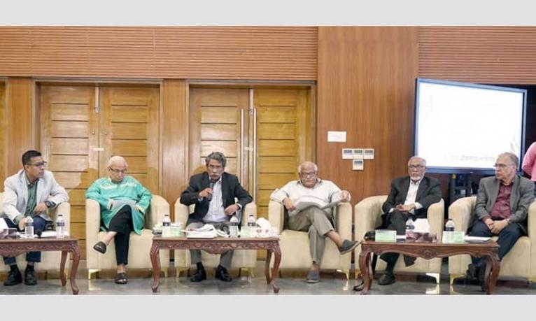 রাজনৈতিক দলগুলোর অনুভূতি ধারণ করে সংশোধন প্রস্তাব আনছে কমিশন : আলী রীয়াজ