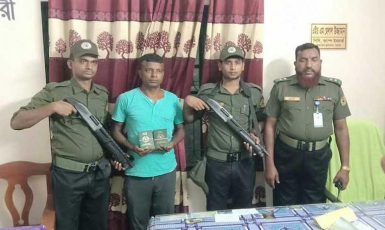 বেনাপোলে ২০টি বাংলাদেশি পাসপোর্টসহ ভারতীয় ট্রাক ড্রাইভার আটক