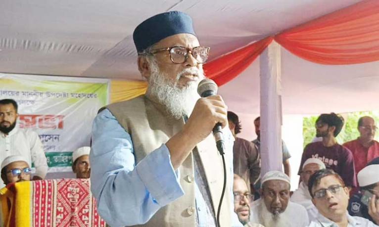 জাতীয় নির্বাচন ঘিরে দেশে সাম্প্রদায়িক দাঙ্গার সুযোগ নেই : ধর্ম উপদেষ্টা