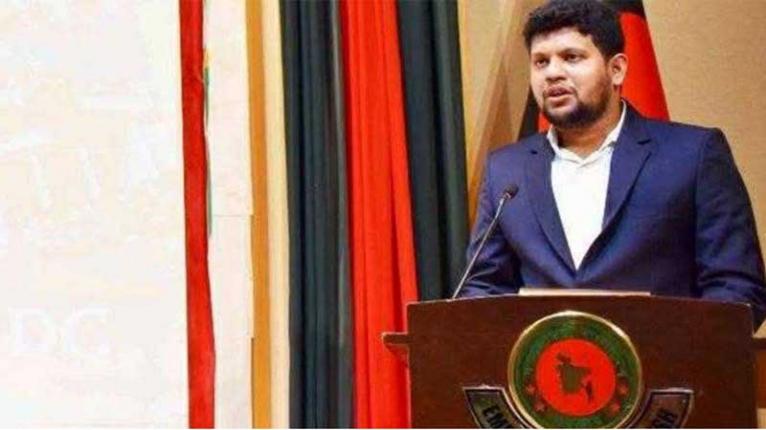 রাজনৈতিক মতাদর্শ ভিন্ন হলেও বাংলাদেশ নির্মাণে সবাই ঐক্যবদ্ধভাবে কাজ করবে - তথ্য উপদেষ্টা
