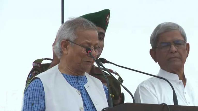 ‘জুলাই পুনর্জাগরণ’ অনুষ্ঠানে যোগ দিয়েছেন প্রধান উপদেষ্টা