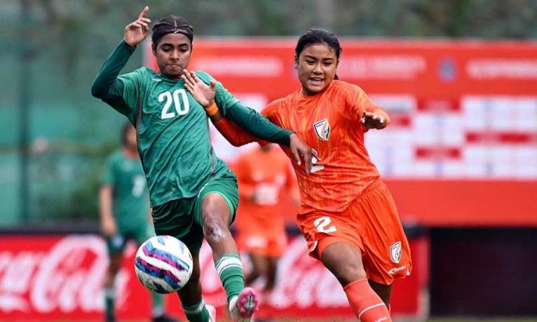 চ্যাম্পিয়ন ভারতকে হারিয়ে বাংলাদেশের চমক