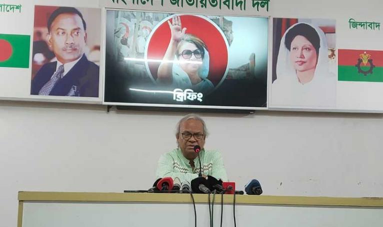 একটি ধর্মভিত্তিক দল বিএনপি’র বিরুদ্ধে অপপ্রচার চালাচ্ছে : রিজভী