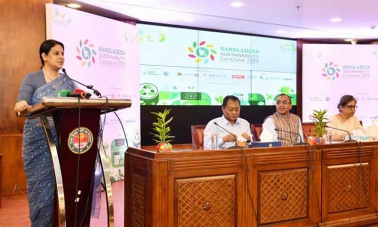 খাদ্য, পানি, বায়ু ও প্রকৃতি সুরক্ষায় বিনিয়োগ বাড়াতে হবে : রিজওয়ানা হাসান