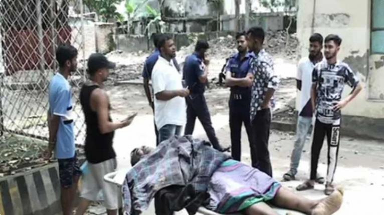 নারায়ণগঞ্জ বন্দরে গণপিটুনিতে ডাকাত নিহত