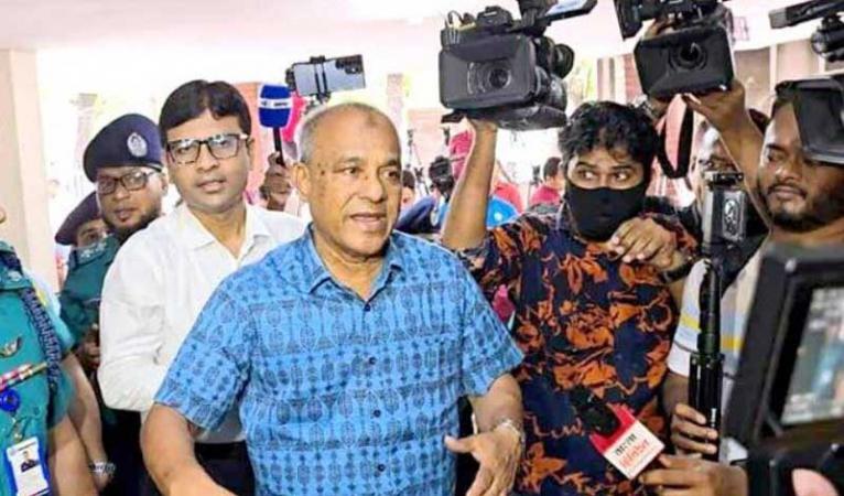 আ. লীগ অপকর্ম করতে চাইলে কোনোভাবেই ছাড় পাবে না : স্বরাষ্ট্র উপদেষ্টা