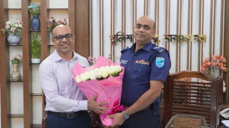 নারায়ণগঞ্জের নতুন পুলিশ সুপার মোহাম্মদ জসীম উদ্দিনের যোগদান